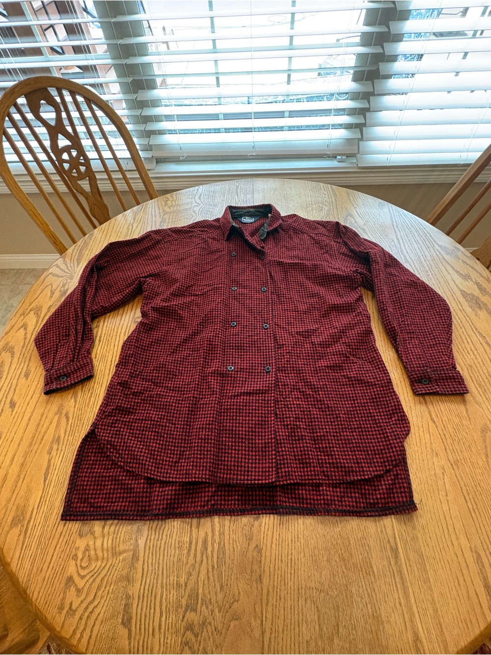 Vintage Woolrich Woman Wool Double button down red black shirt Size 14